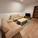 Workhome A2 Zu 6 Lägenhet *