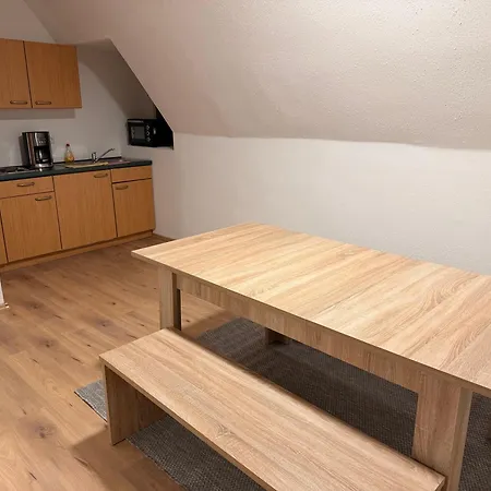 Workhome A2 Zu 6 Apartmán *